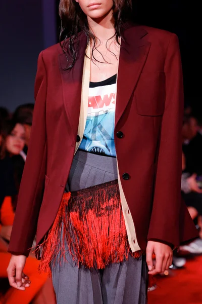 Look 90